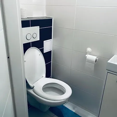 Cozy Place With A Balcony Appartement Bratislava