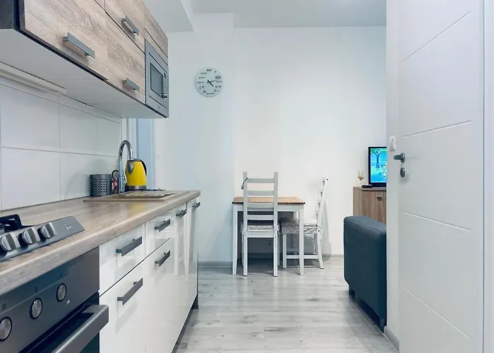 Cozy Place With A Balcony Apartamento *